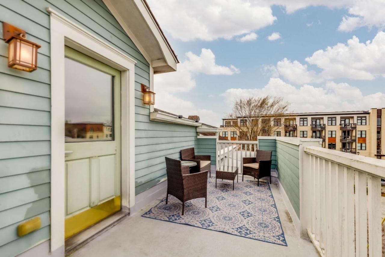 Walk Score 90!!-Historic Downtown District-2 Blocks To Famous Forsyth Park- Huge Private Patio-Private Parking Savannah Luaran gambar
